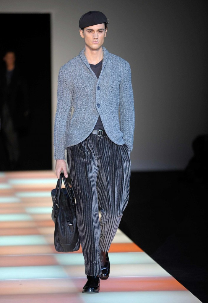 ITALY: GIORGIO ARMANI FALL 2012 FASHION SHOW