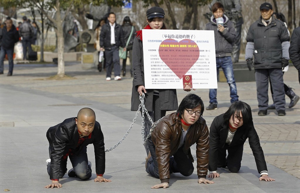 L’originale protesta a Wuhan