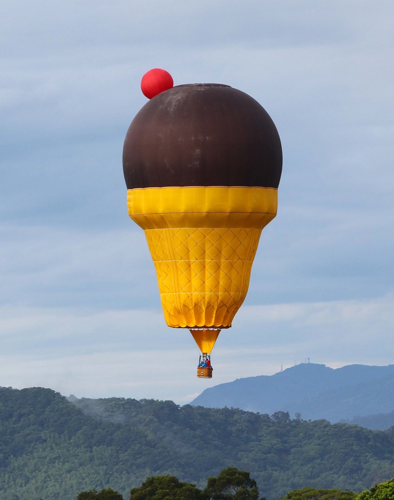 Un gelato-mongolfiera al Festival delle mongolfiere di Taiwan, a Taitung