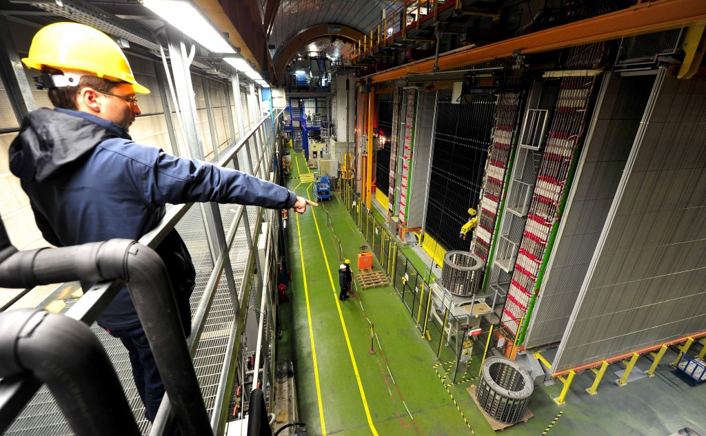 Il laboratorio di fisica posto sotto al Gran Sasso