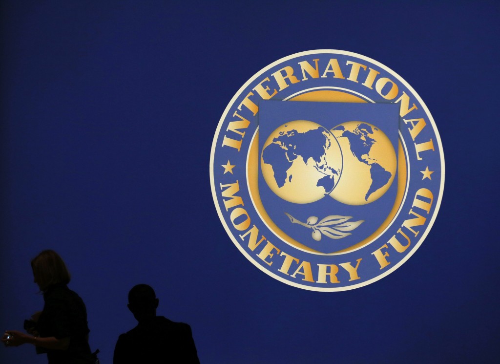 Il logo del Fondo Monetario Internazionale prima del meeting di Tokyo